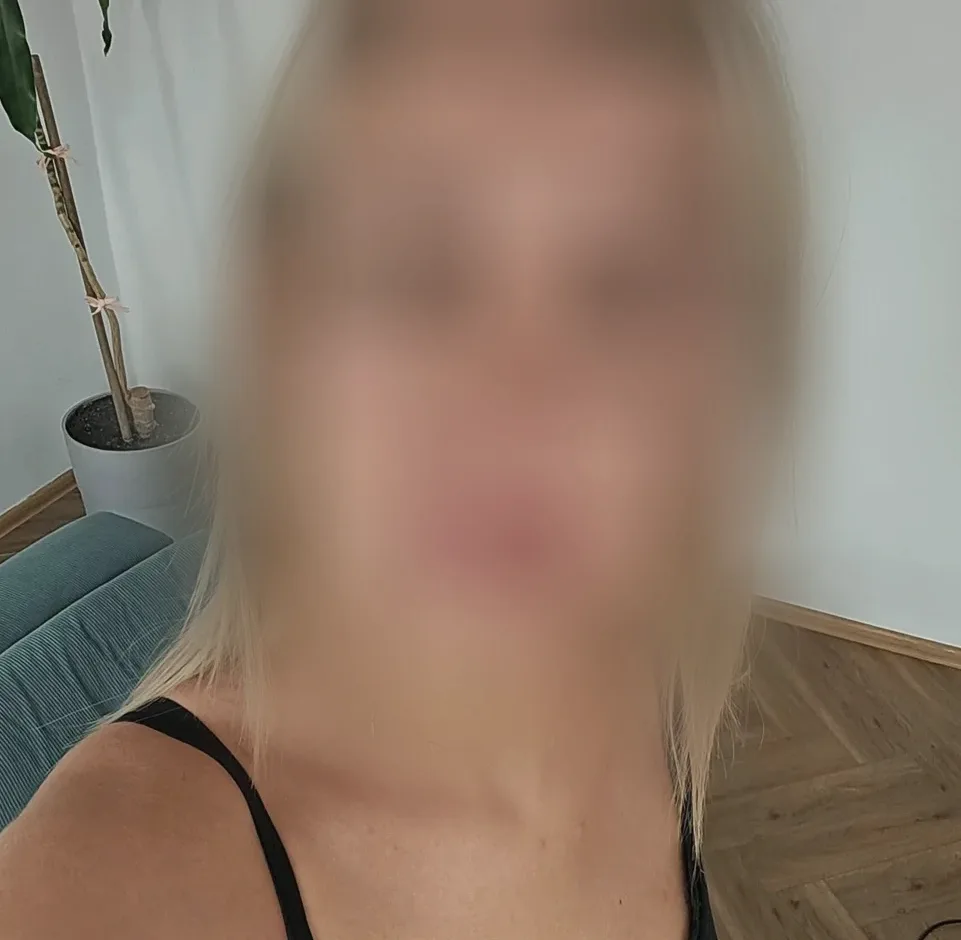 Alina, 26