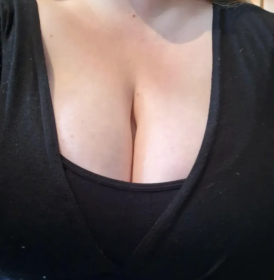 Diana, 26