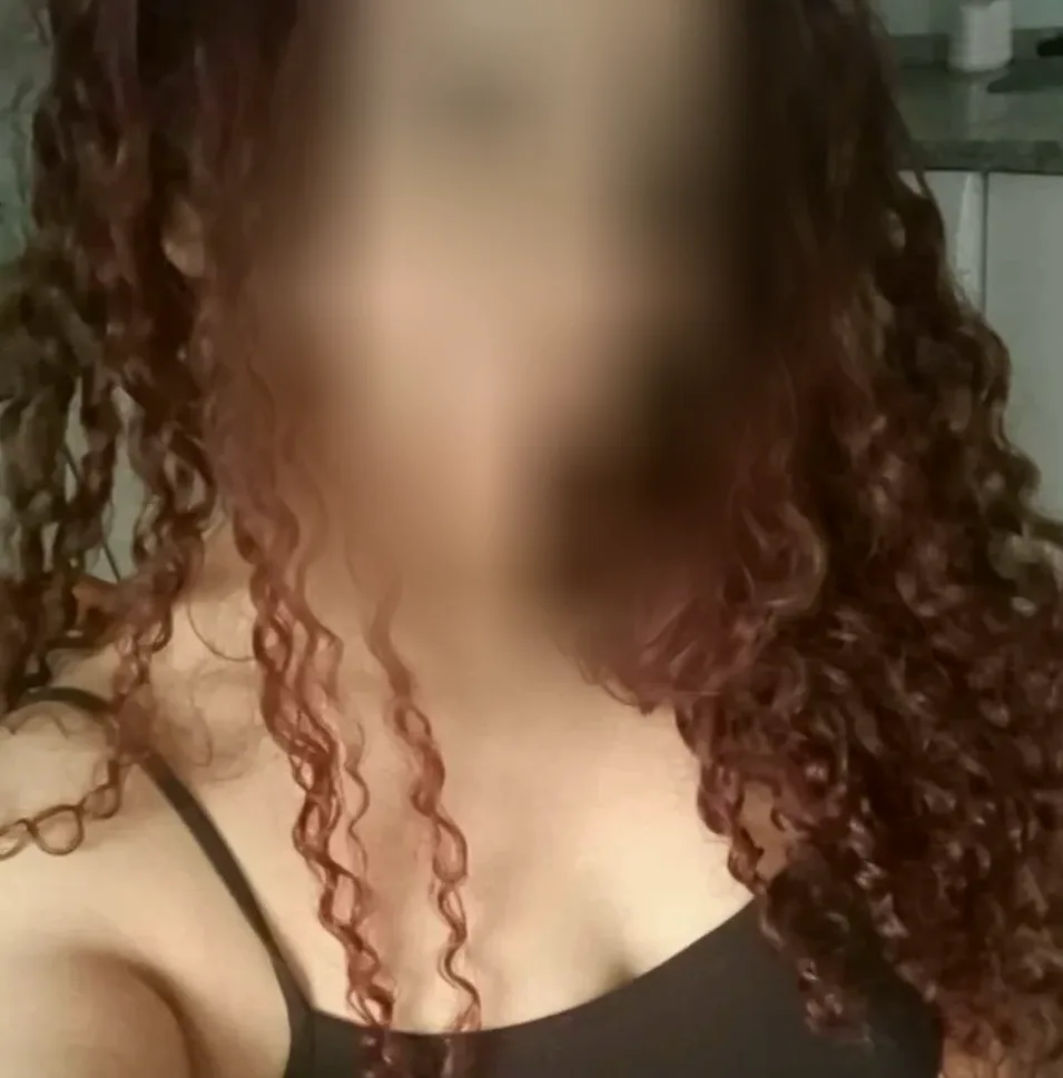Marina, 25