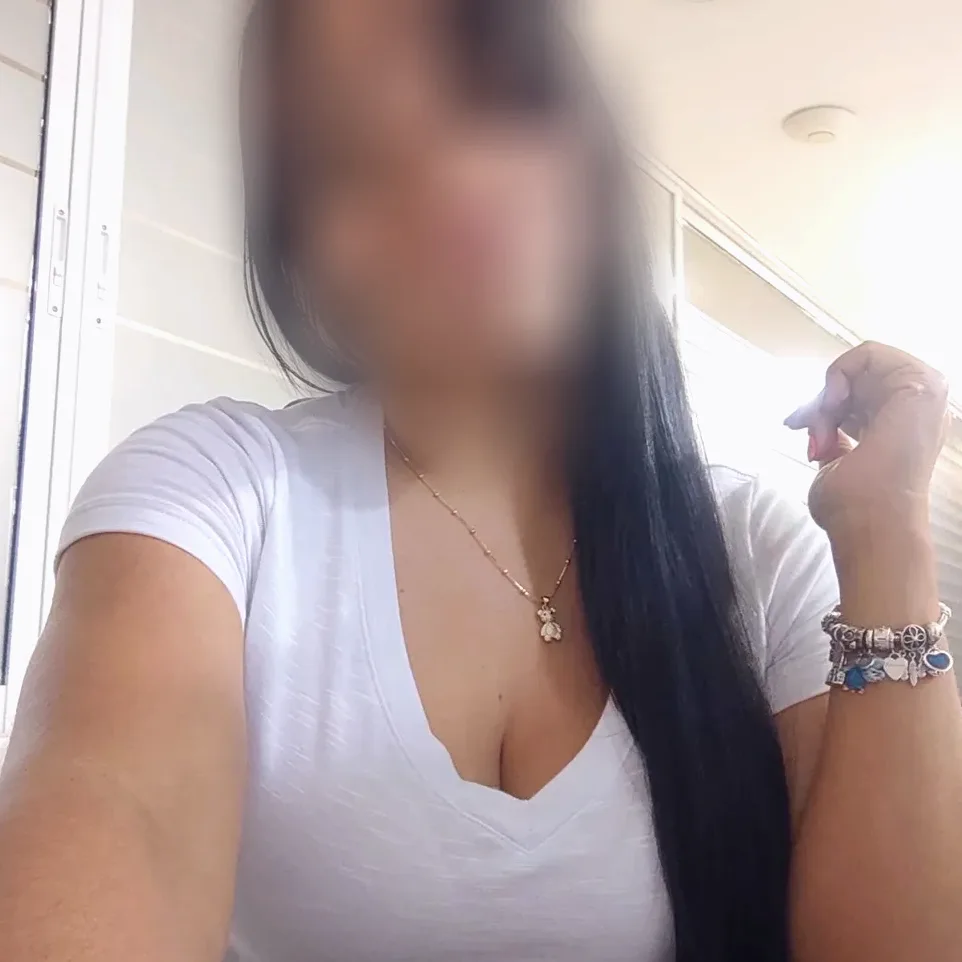 Melike, 35